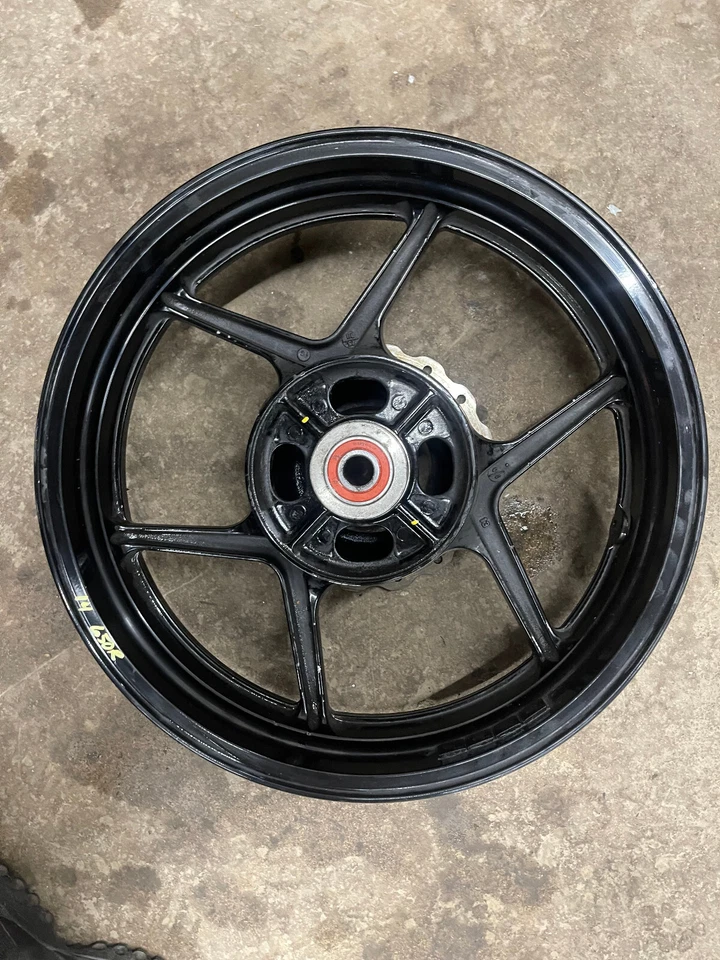 Llanta trasera 2012-2016 Kawasaki Ninja 650 ex650 650r 13 14 15 recta Foto 3 de 4