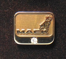   2.5g 10K Mack Truck Co. advertising logo em...
