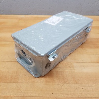 Hoffman A12064CH, Junction Box, Type-12,13 Enclosure. 12''x6''x4'', with knockouts