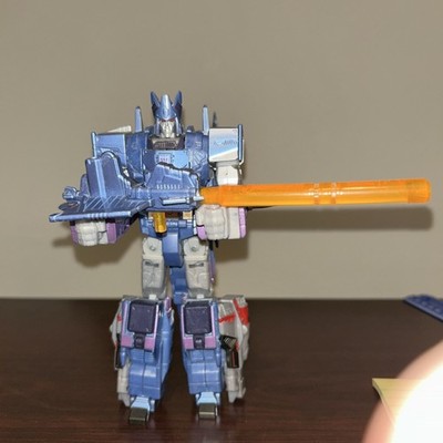 Transformers Unite Warriors Cyclonus Takara UW-06 Grand Galvatron