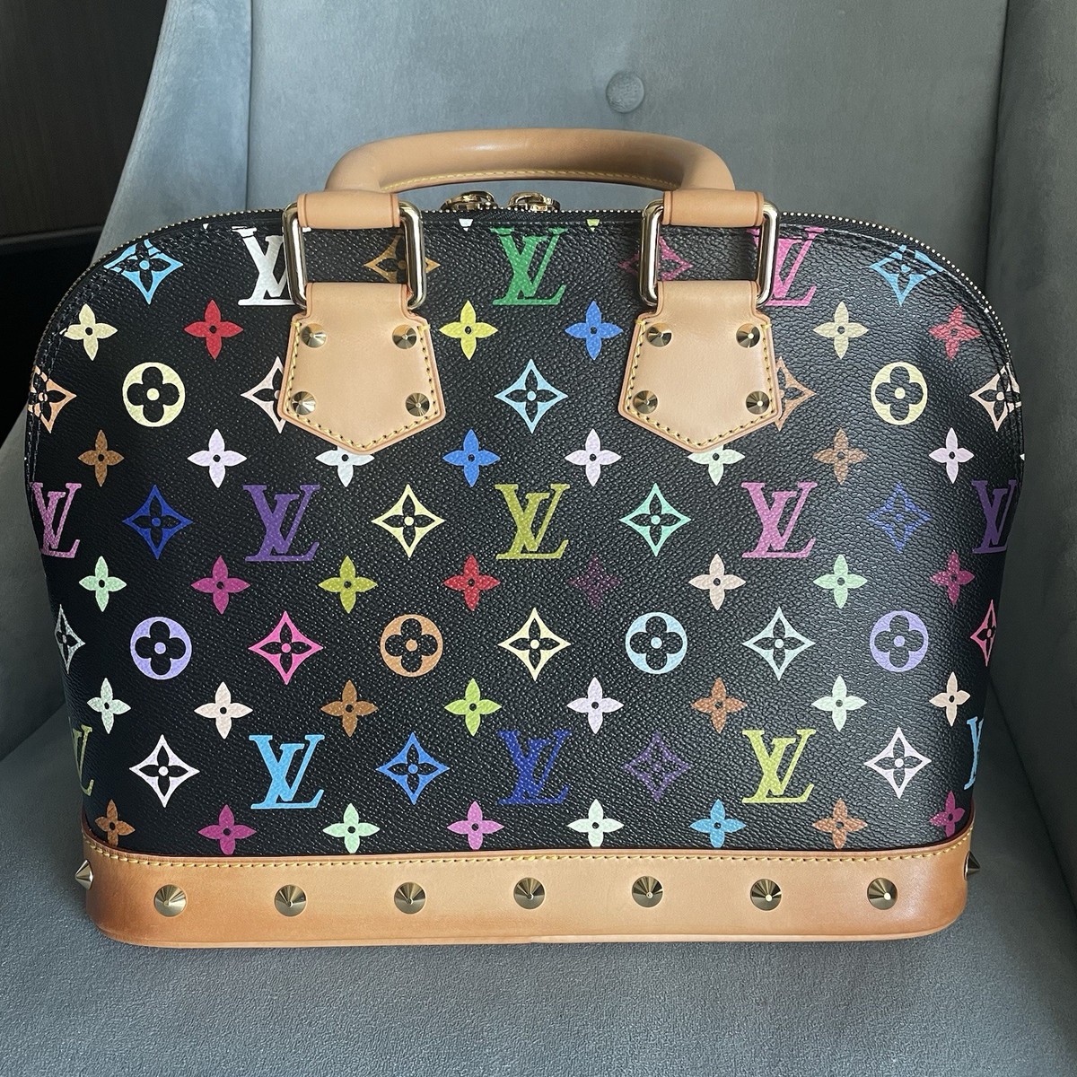 LOUIS VUITTON/ルイ ヴィトンAlmaアルマ￥29万9,200 LOUIS VUITTON/ルイ ヴィトンAlmaアルマ￥29万9,200
