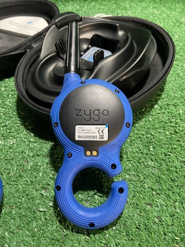 Zygo ZY200 Swimming Headphones W/ ZY100 Transmitter & Charging Case, Tested! - Picture 11 of 18