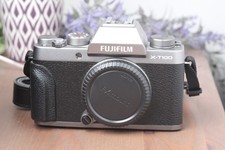 Fujifilm X-T100 24.2MP Mirrorless Digital Camera (Dark Silver)