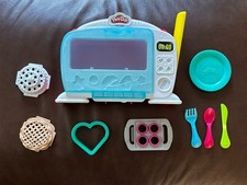 Hasbro Play-Doh Kitchen Creations Magical Ove...