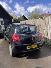 🚗 Renault Clio 2009 – Black – Reliable Runaround 🚗