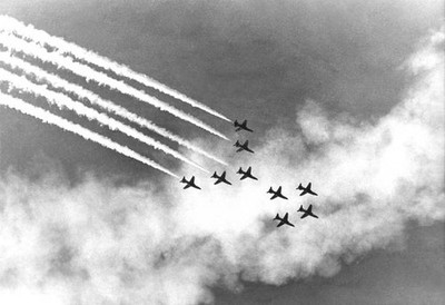 The RAF's Red Arrows display team perform in their BAE Hawk aircra- Old Photo 2