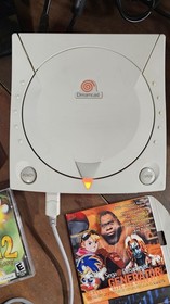 SEGA Dreamcast Console, 2 Controllers, 2 Games, Sonic The Hedgehog
