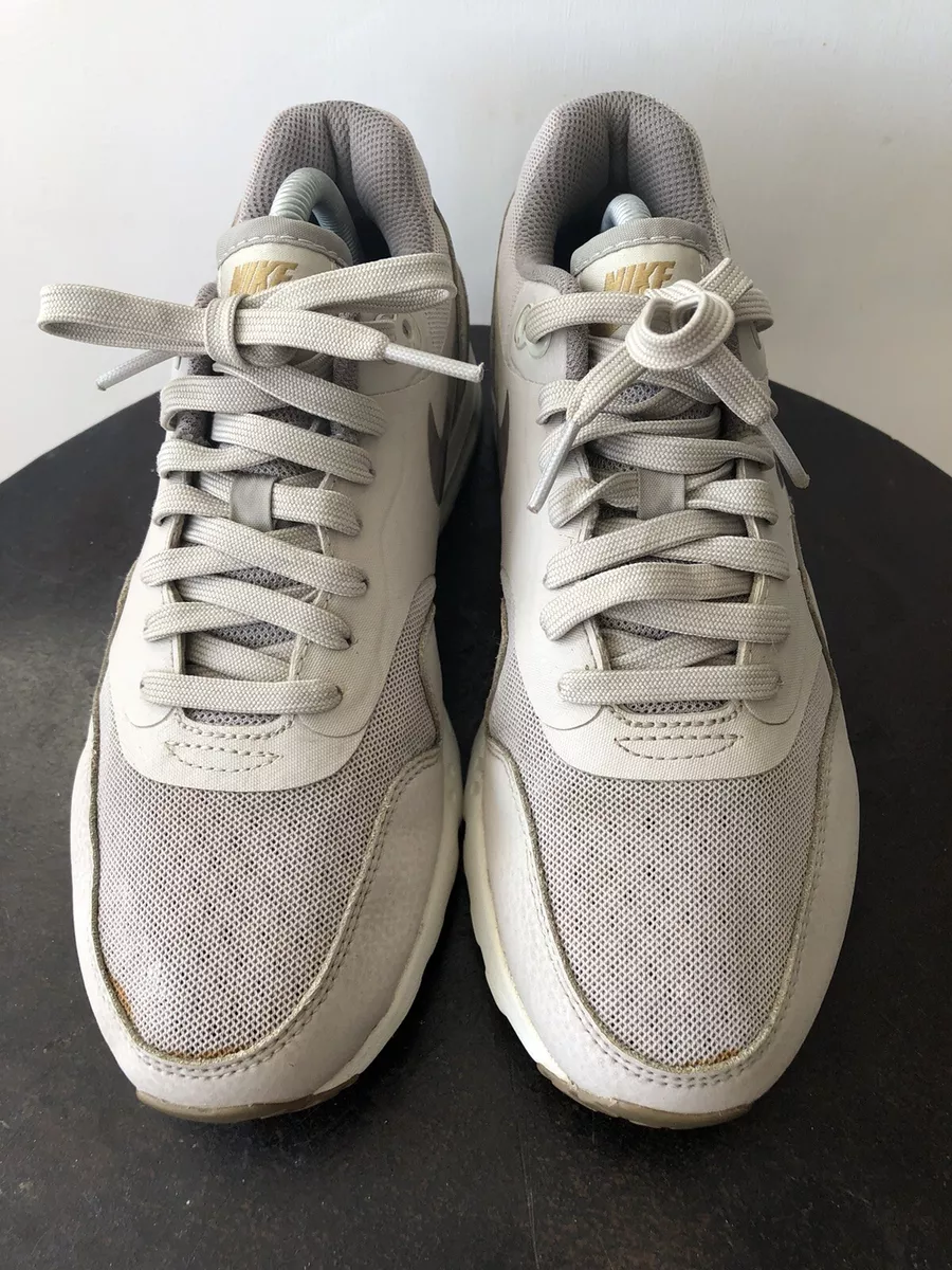 nike air max 1 essential string