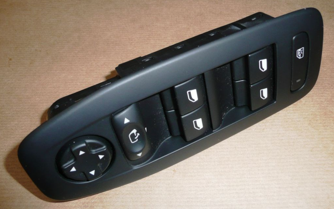 Interrupteur Lève-vitre électrique Passager 4 Broches Pour Peugeot 208 / 2008 - Compatible OEM 96657929ZE