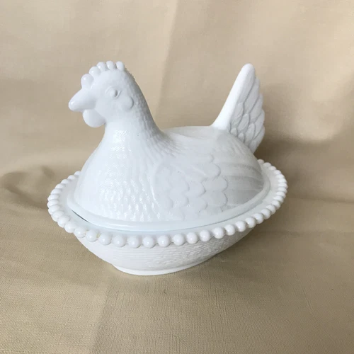 Vintage Milk Glass Hen on a Nest Candy Dish Trinket Dish Indiana Glass Co.