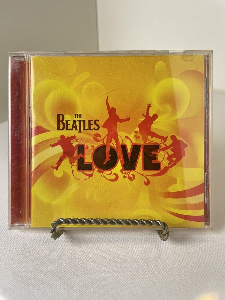 The Beatles - Love 26 songs: Help, All You need is love, Guitar Weeps Apple 2006