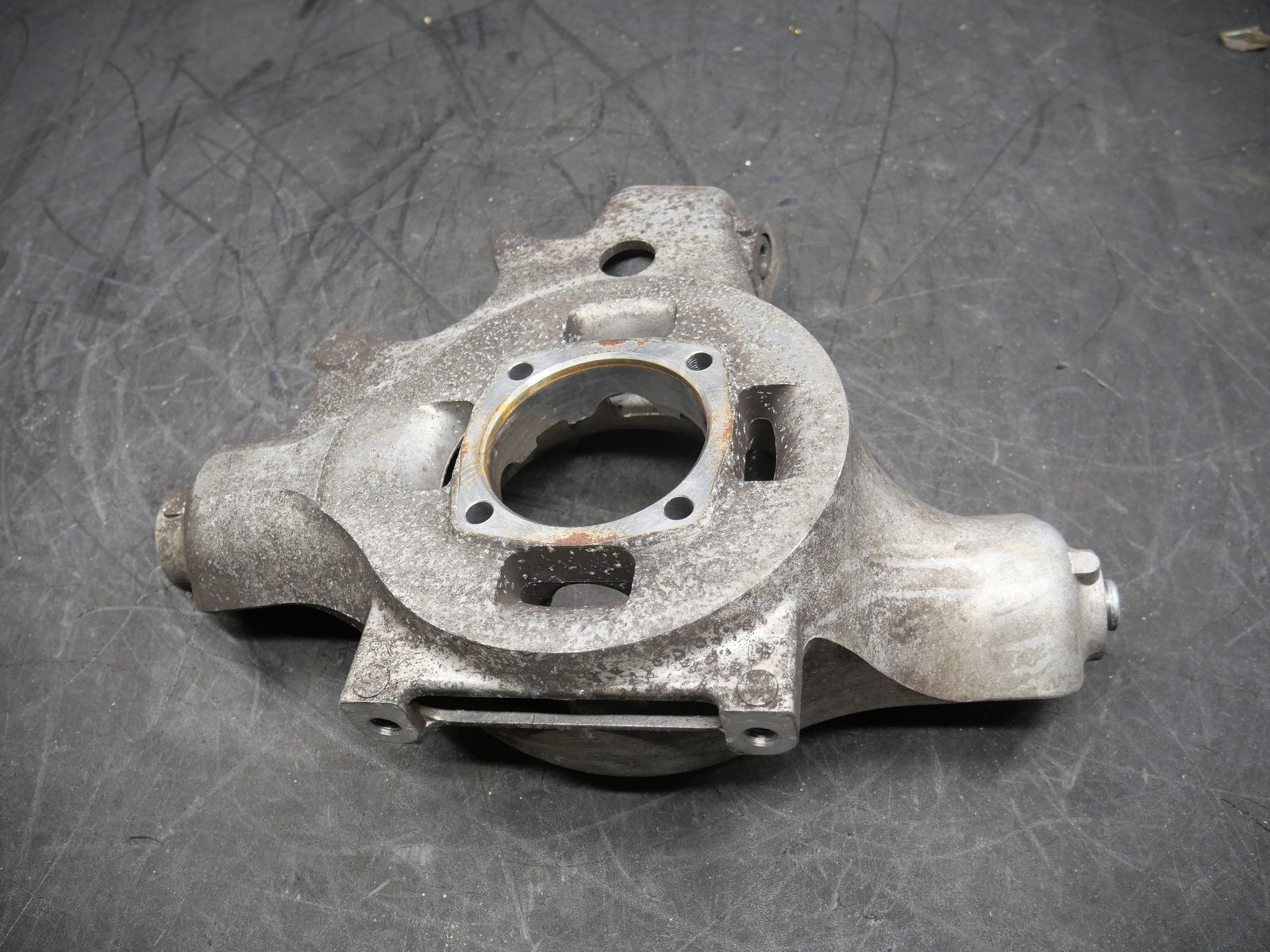Ferrari 360 2000-2005 Front Left Steering knuckle P/N 2179332