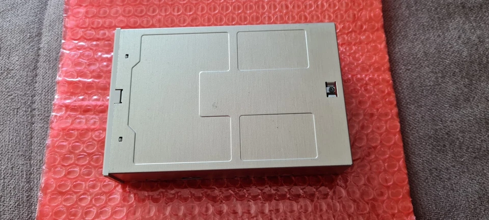 Diskettenlaufwerk Chinon FB-357 PC DOS Retro non AMIGA 720KB / 1,44MB - Bild 2 von 4