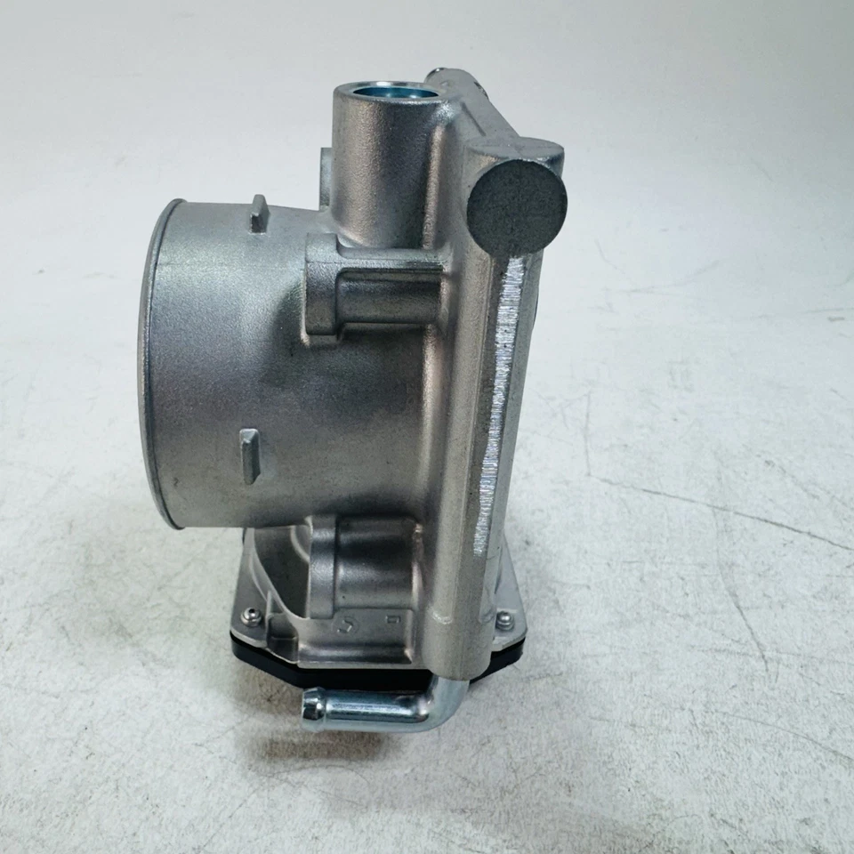 Cuerpo de acelerador de válvula genuino Mazda MX-5 Miata 2006-2014 LFE213640A Foto 2 de 4