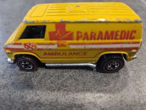 Vintage Hot Wheels Redline 1974 Yellow Paramedic Super Van - Picture 3 of 9