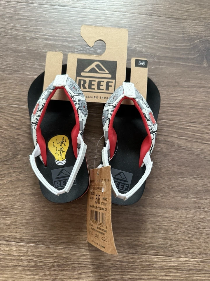 REEF Boy's Ahi Light Up Prints Sandal Red Robot With Strap Size Kids 5/6 - Image 3 of 4