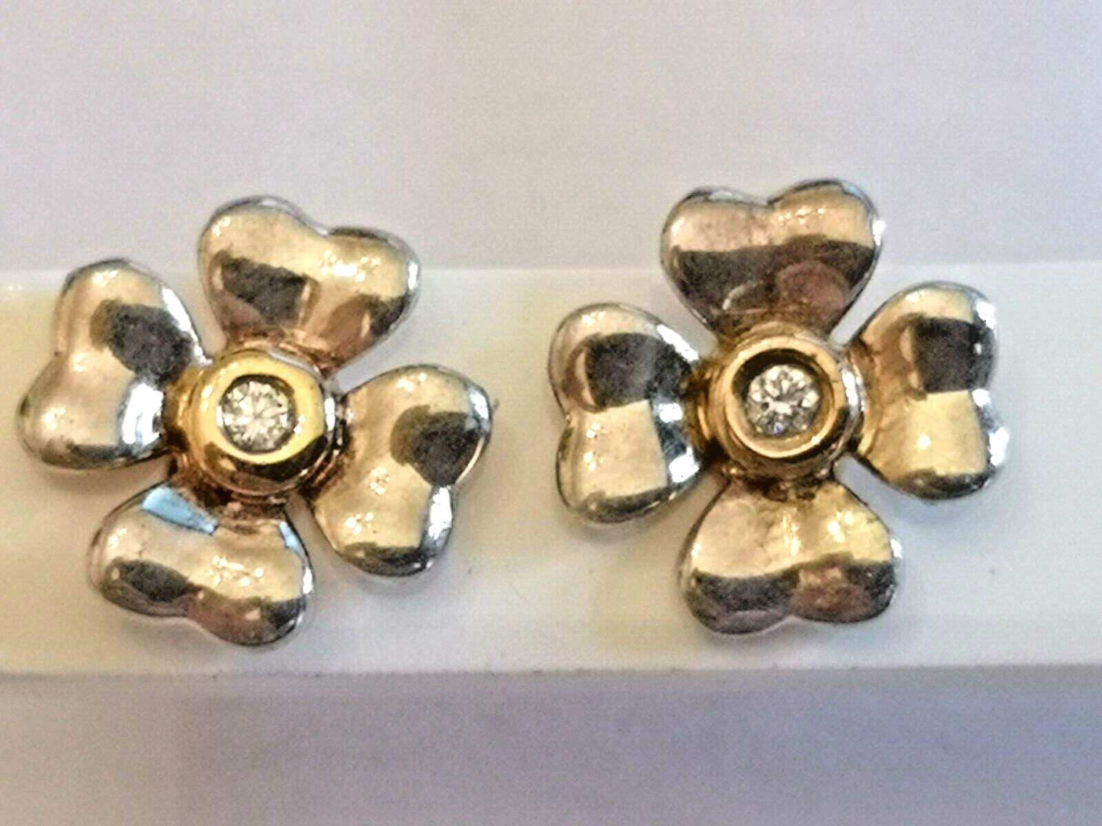 Picture 1 of 4