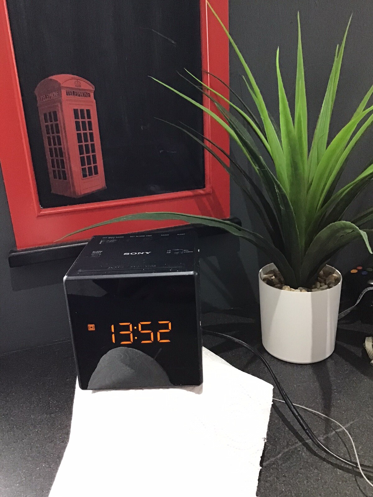 Sony ICF-C1B Cube Clock Radio with FM AM Snooze Alarm. Fully Functional.
