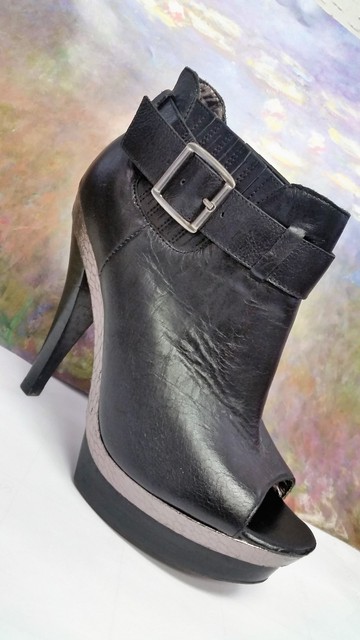 steve madden nello bootie