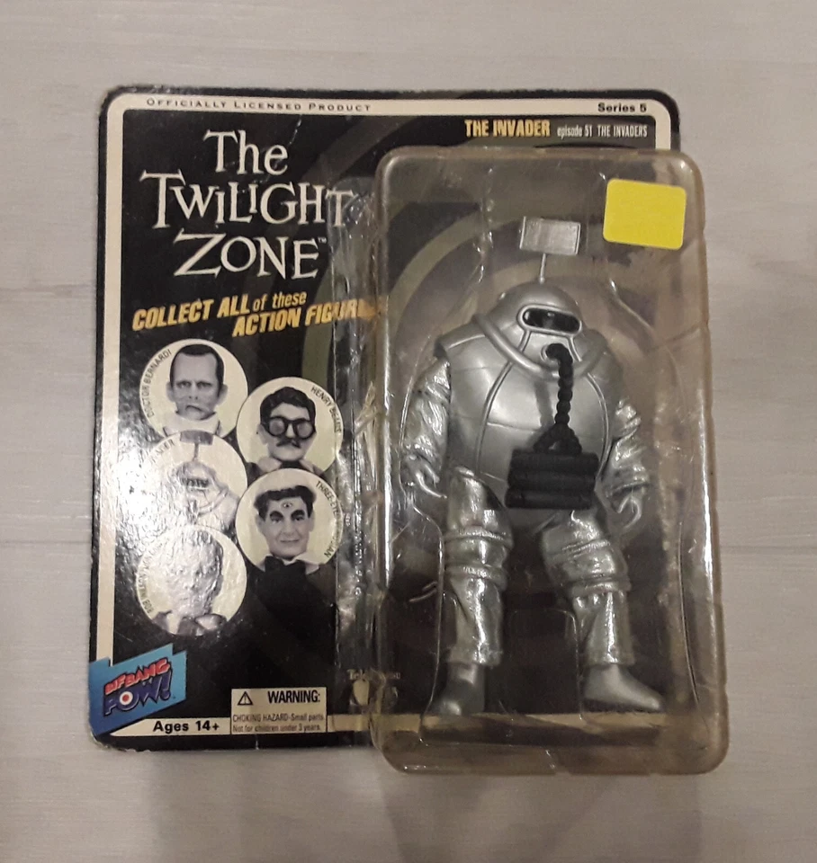Bif Bang Pow Twilight Zone The Invader Action Figure SERIES 5 EPISODE 51 NEW NIB - Image 2 of 4