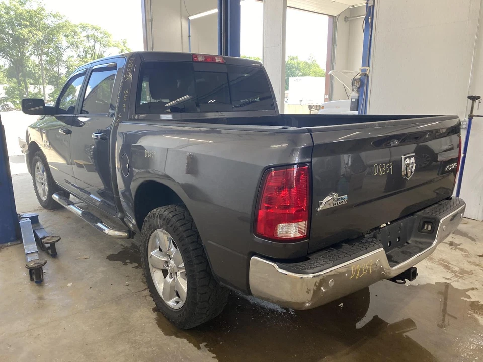 Used Transfer Case Control Module fits: 2018 Ram Dodge 1500 pickup Transfer Case - Image 2 of 4