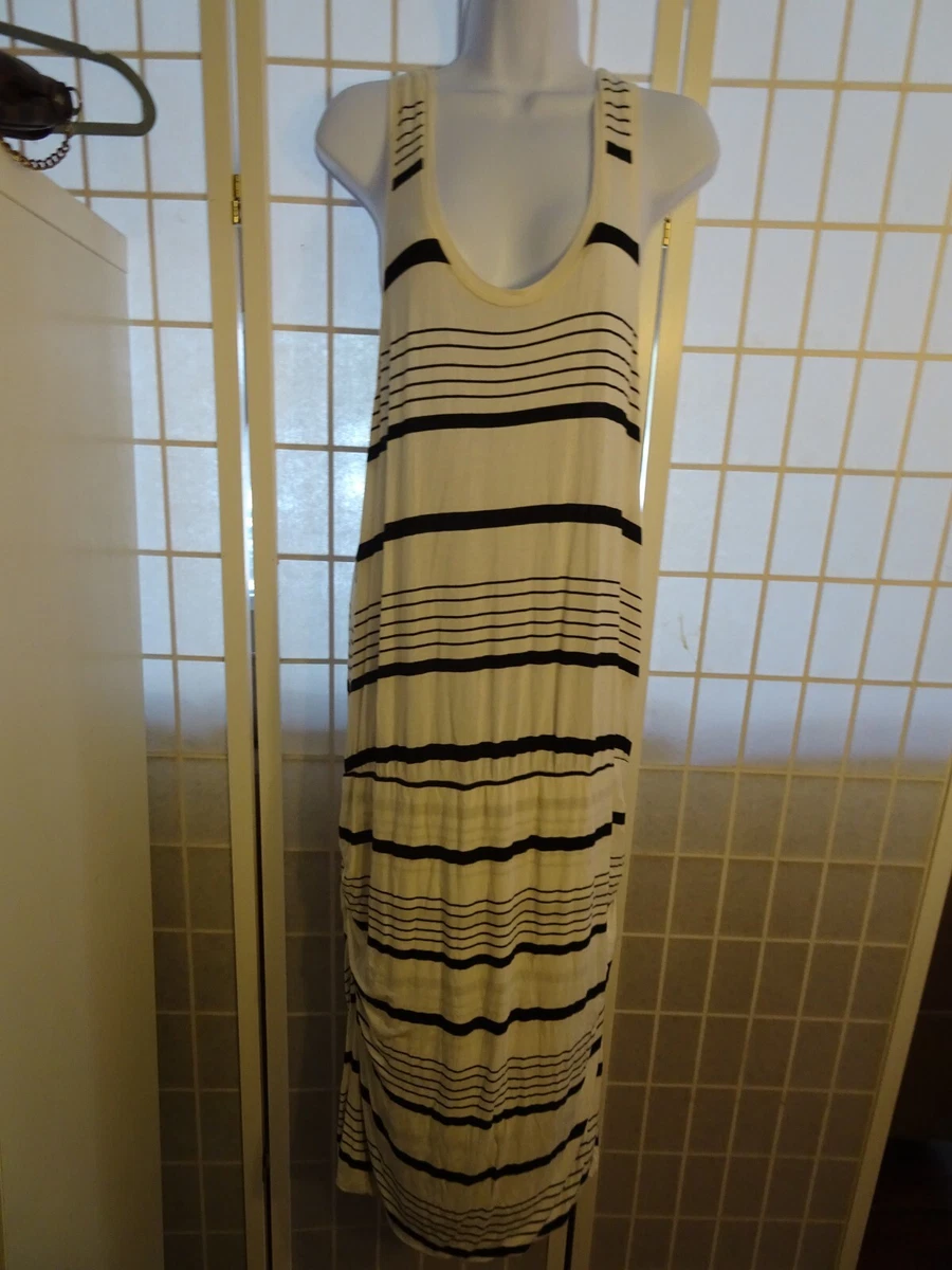 Halogen v neck 2025 maxi dress
