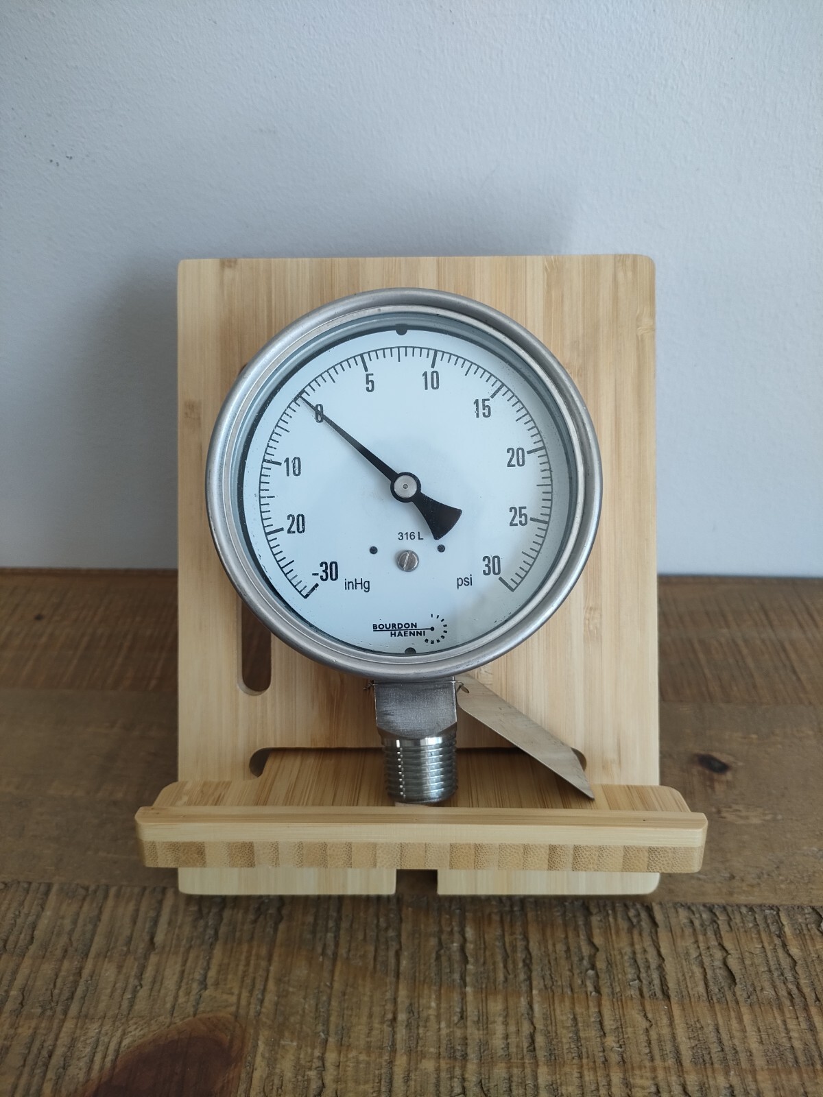 Manomètre Bourdon Haenni 316L boîtier étanche anti-vibration tout inox