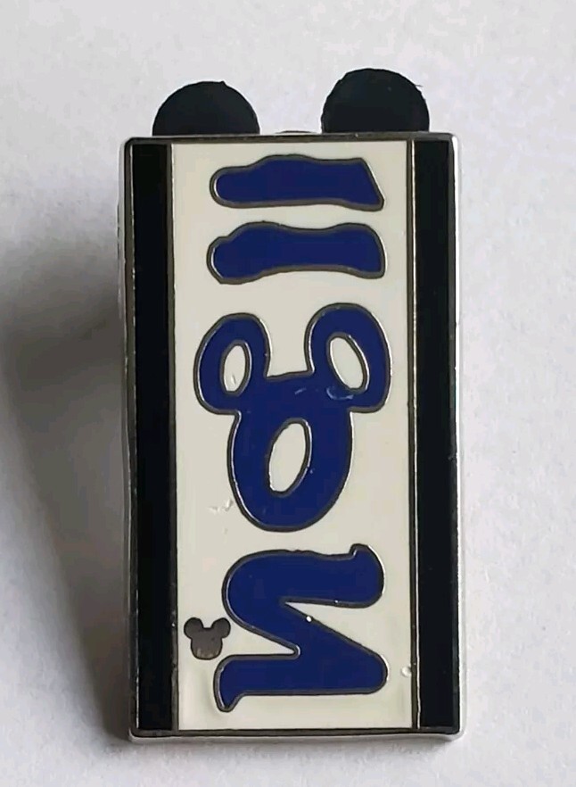 Disney Hidden Mickey Trading Pin 2010 Parks WDW