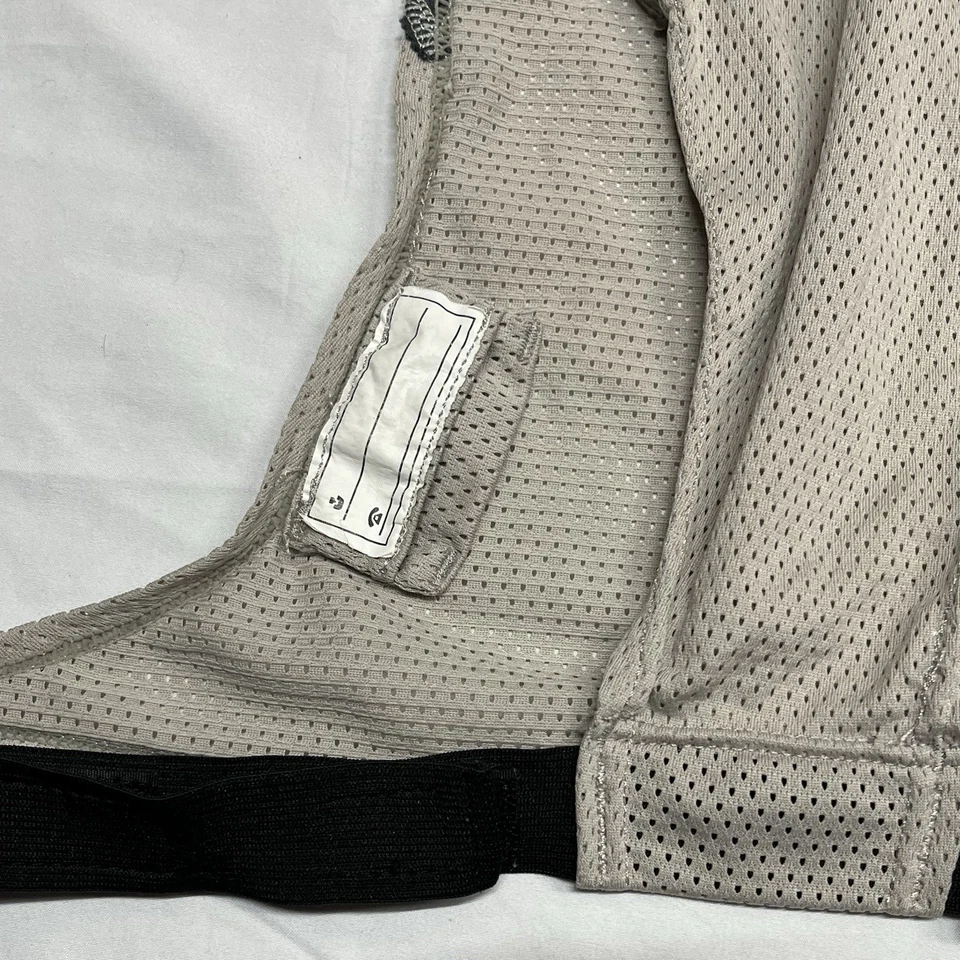 Nike Running Vest Reflective Bib Size Small / Medium - Image 4 of 4