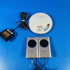 Sony D-NE730 Portable CD Player Walkman MP3 ATRAC w/ Dedicated Speakers AC Japan