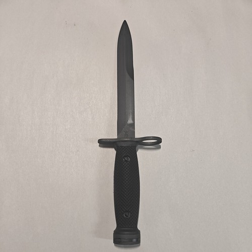ITALIAN MILITARY BAYONET MARKED  "A.E.T. " WITH BLACK SPIKE GRIPS