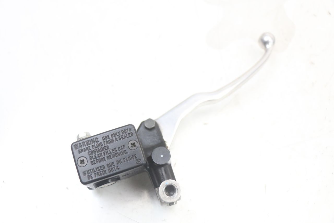 FRONT BRAKE MASTER CYLINDER - SUZUKI BURGMAN 125 (2018 - 2021)