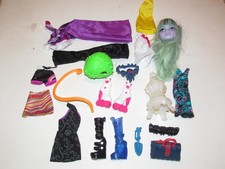 MONSTER HIGH ACCESORIES LOT SHOES DRESS CLOTHES TWYLA HEAD PURSE