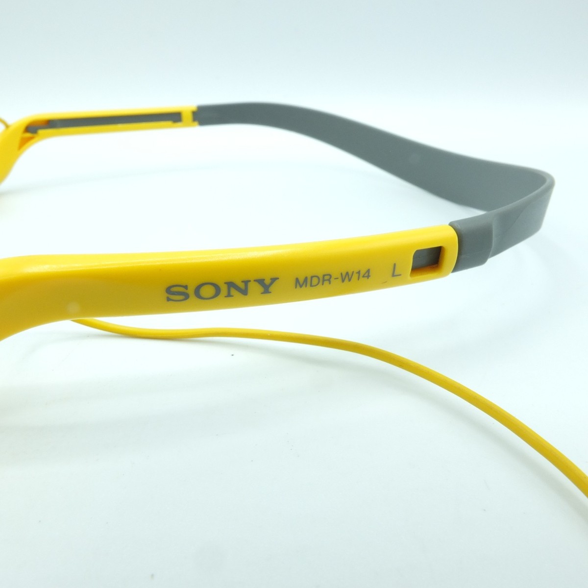 Genuine Sony Walkman MDR-W14 SPORTS Yellow Headphones Walkman