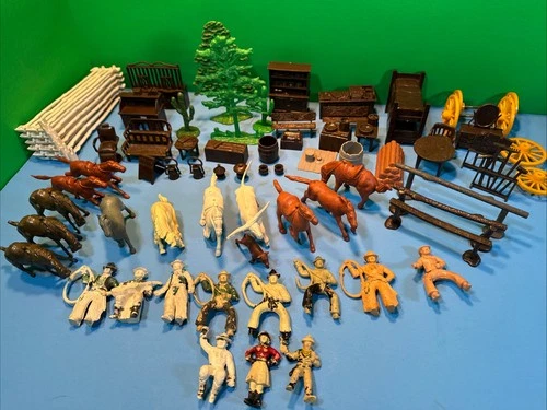 MARX ROY ROGERS CITY WESTERN TOWN PLAYSET ACCESSORIES Horses Figures vtg