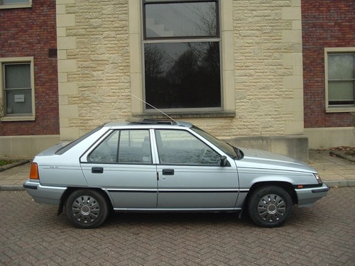 1989 PROTON SAGA AEROBACK 1.3 GLS MOT TILL DECEMBER DRIVE AWAY CLASSIC LOW MILES - Picture 4 of 23