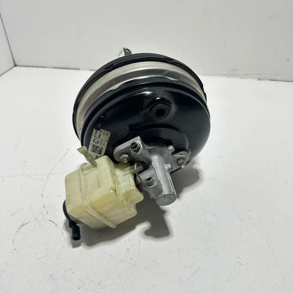 Potenciador de freno eléctrico con tanque de cilindro maestro BMW 750LI 4,4 L 2009-2015 OEM Foto 3 de 4