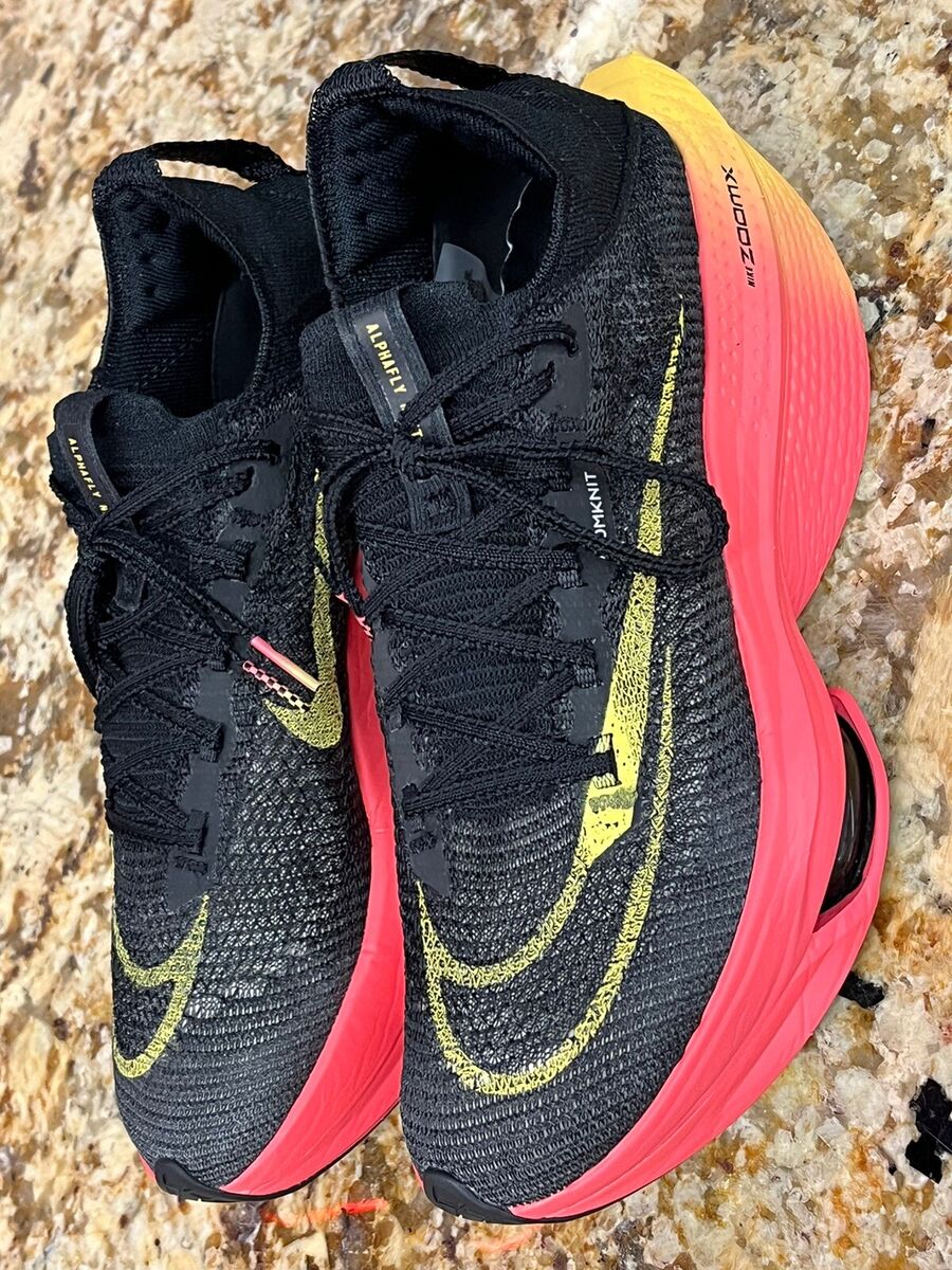 Nike Air Zoom AlphaFly Next% 2 Black/ Coral/ Gold DN3559-001 Nike Air Zoom AlphaFly Next% 2 Black/ Coral/ Gold DN3559-001