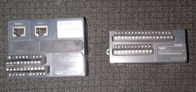 Schneider Electric TM221M16R w/ TM3DM24R I/O Expansion unit, great condition