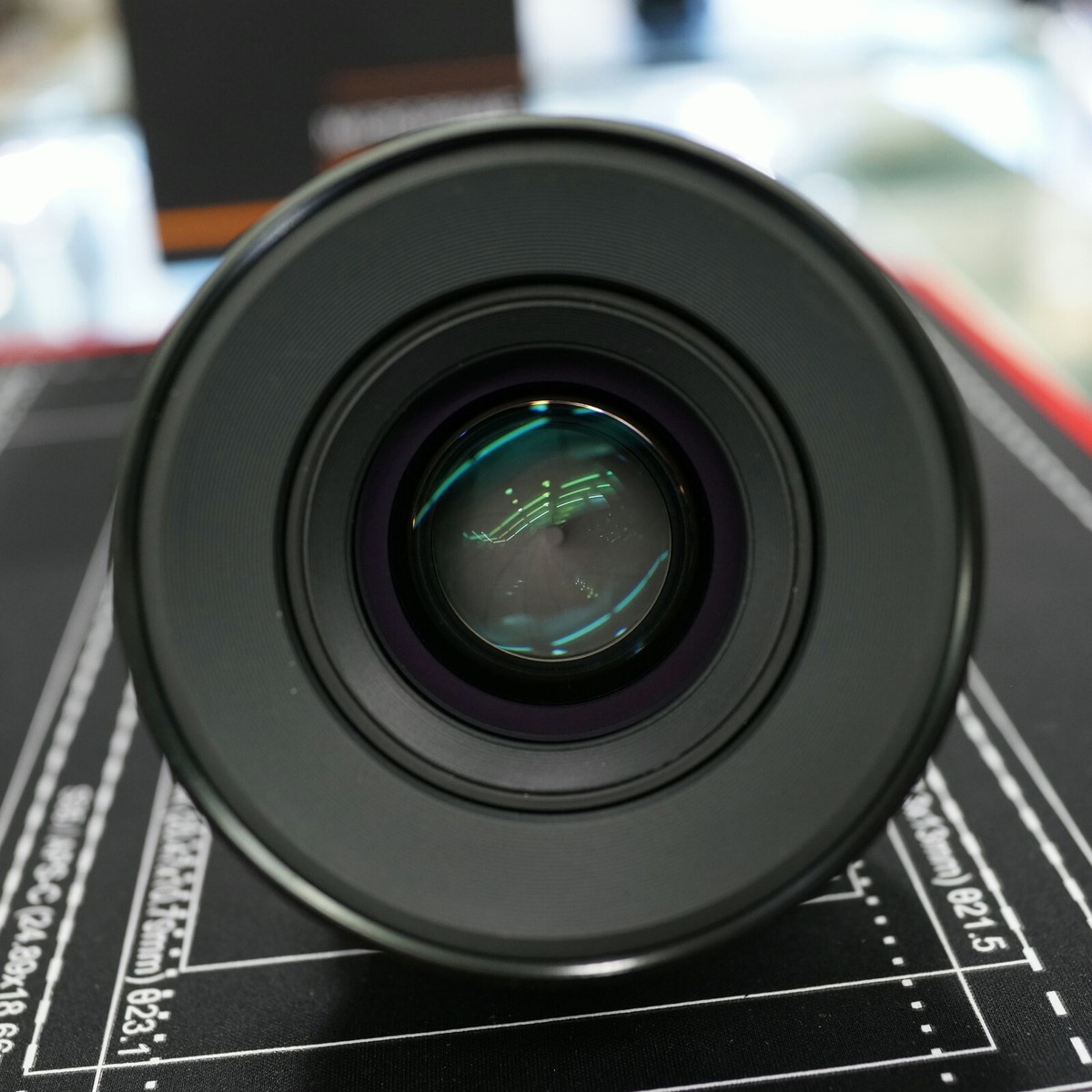 新品未使用 SLRMagic MicroPrime Cine 35mm T1.3 slr_magic_microprime_cine_3_le