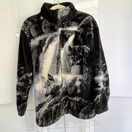 Vintage Black Mountain Outdoor wolf 