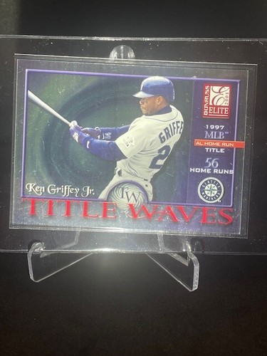 Ken Griffey Jr 2001 Donruss Elite Title Waves #TW-9 0581/1997