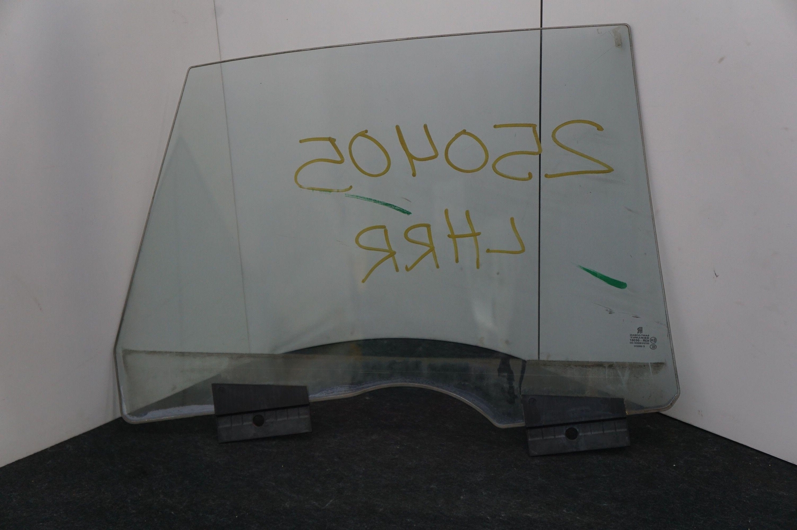 Rear Left Door Window Glass OEM 51357202749 Rolls Royce Ghost Series I 09-14