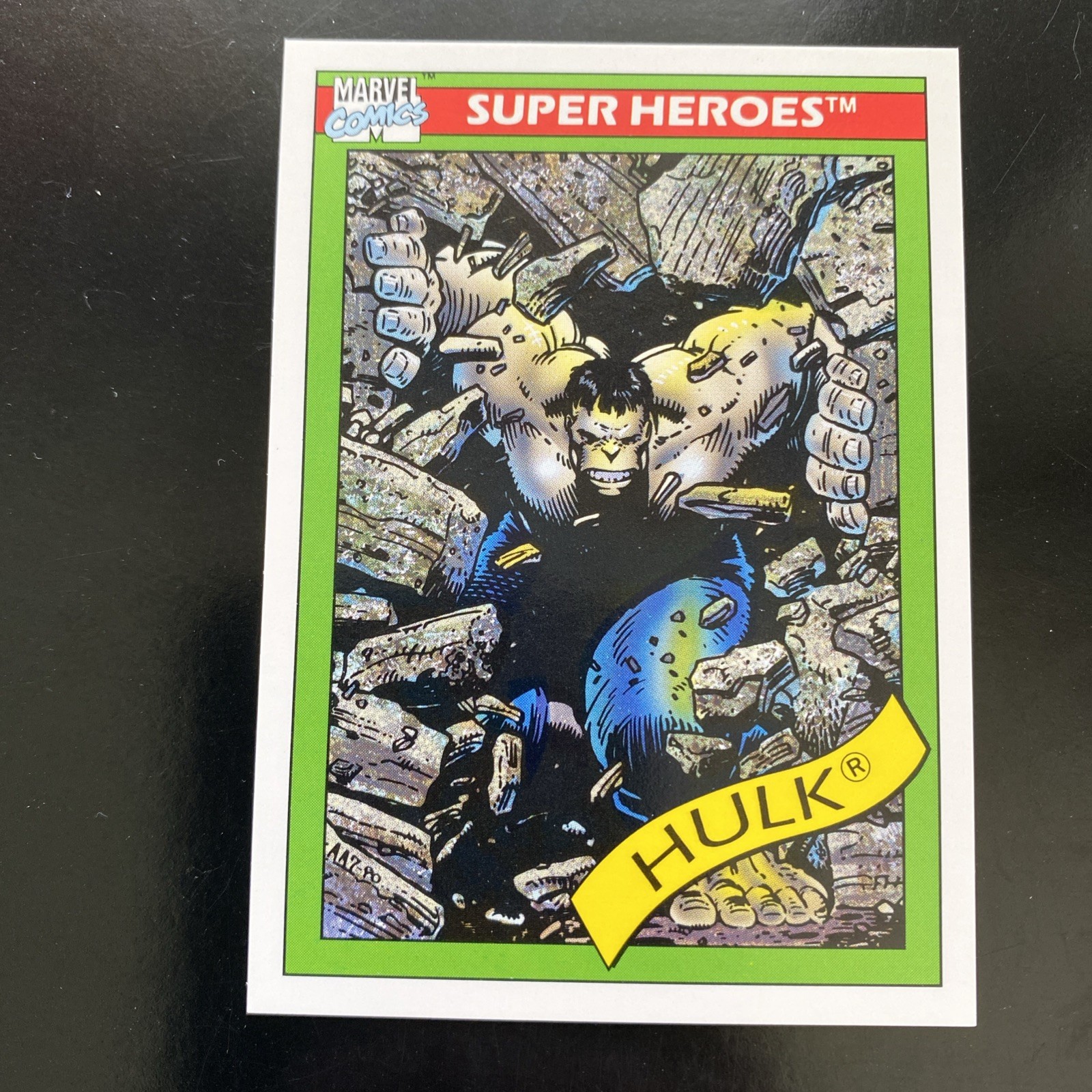 Hulk - Bruce Banner - 1990 Marvel Universe Card #17