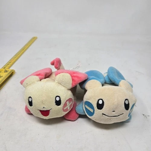 Vintage 2004 Pokemon Hasbro Plusle and Minun Plush Set 60804 60808 Beanbag Toy