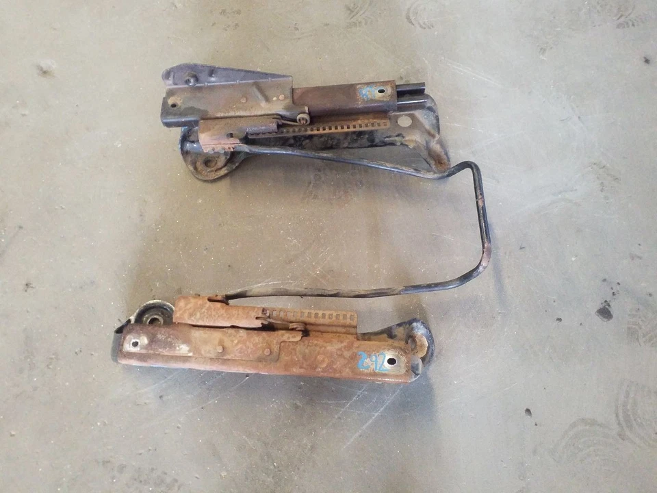 Asiento manual pasajero delantero derecho pista | Se adapta a Ford Excursion 2001-2005 Foto 4 de 4