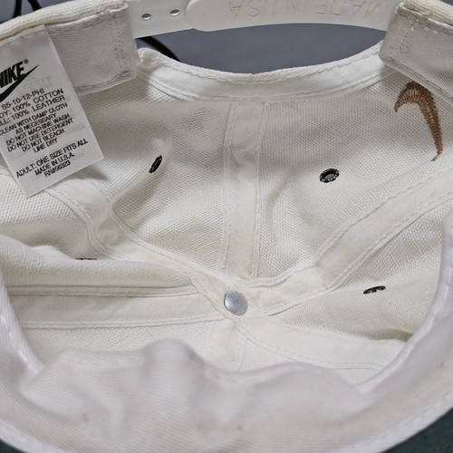 Nike Snapback White Cotton Hat With Leather Brim - Picture 10 of 12