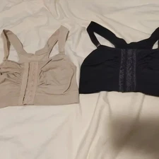Carefix Bella Seamless bra set - 1 Medium [black], 1 Large [tan]