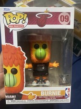 Funko Pop! Figura de vinilo coleccionable Miami Heat Burnie de mascotas de la NBA #09