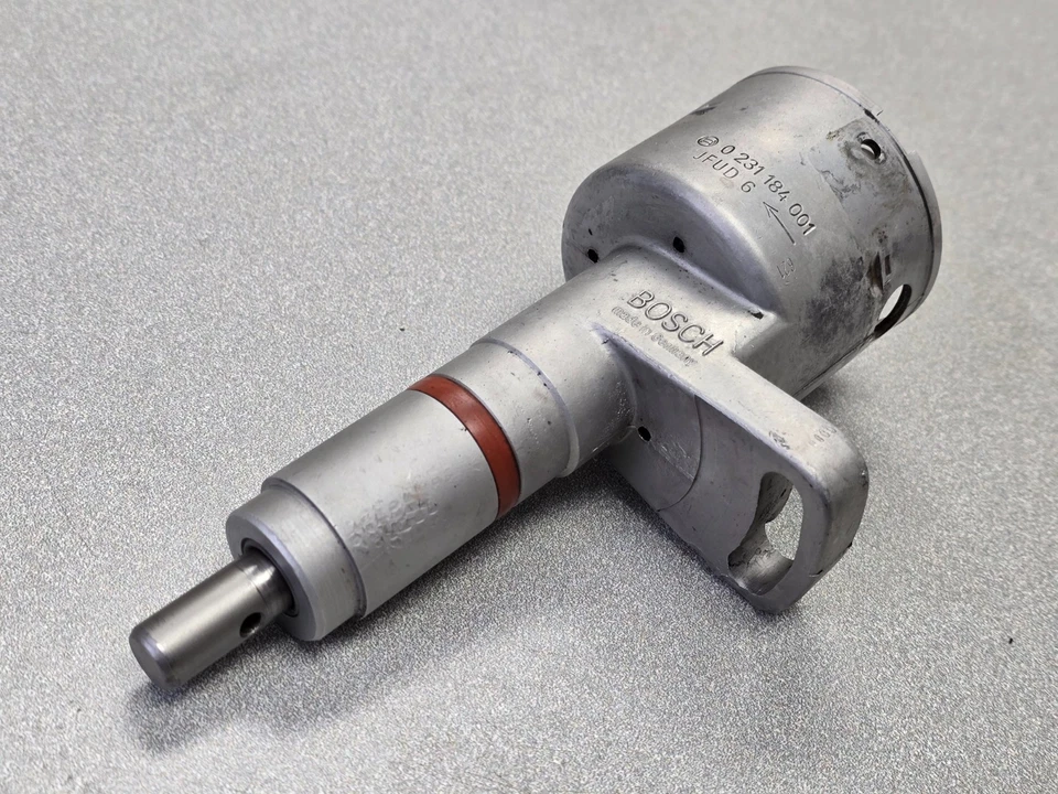 BONITO USADO ORIGINAL BOSCH PORSCHE 911 2.7 JFUD6 DISTRIBUIDOR UNIDAD BASE 1/76 Foto 2 de 4